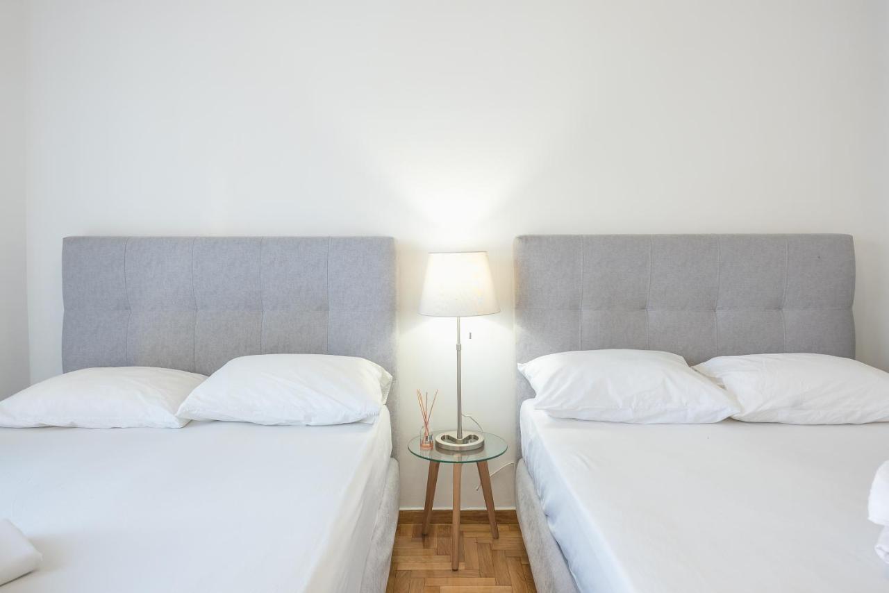 Athens Dreams & Suites Apartments מראה חיצוני תמונה