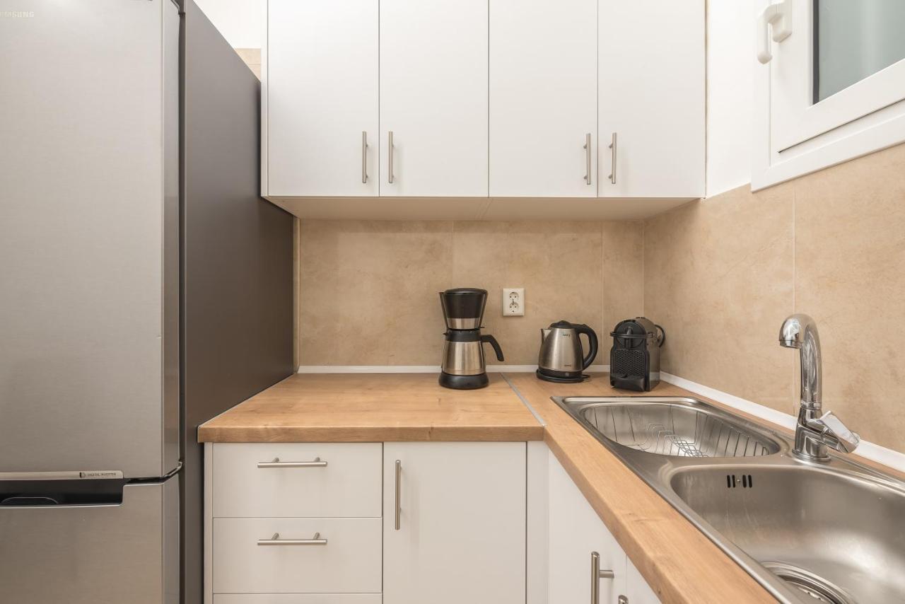 Athens Dreams & Suites Apartments מראה חיצוני תמונה