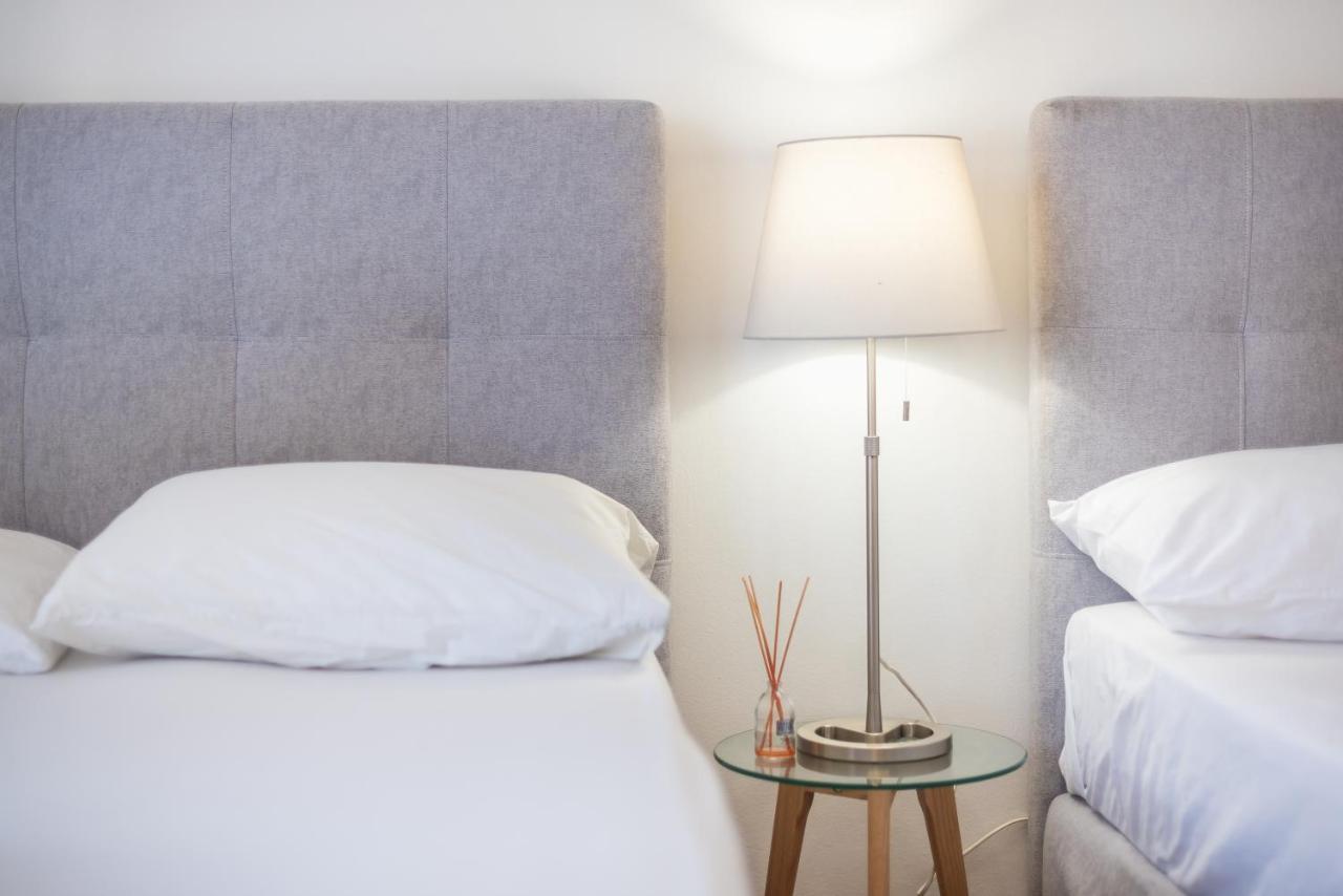 Athens Dreams & Suites Apartments מראה חיצוני תמונה